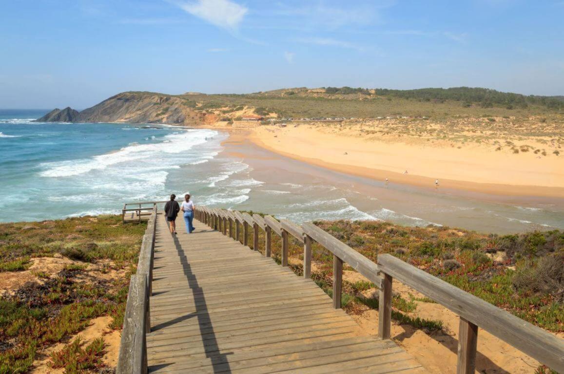 Surfer's Pitstop *