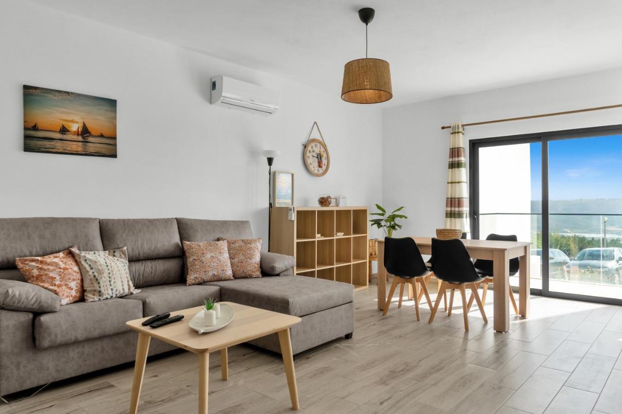 Surfer's Pitstop Apartment *